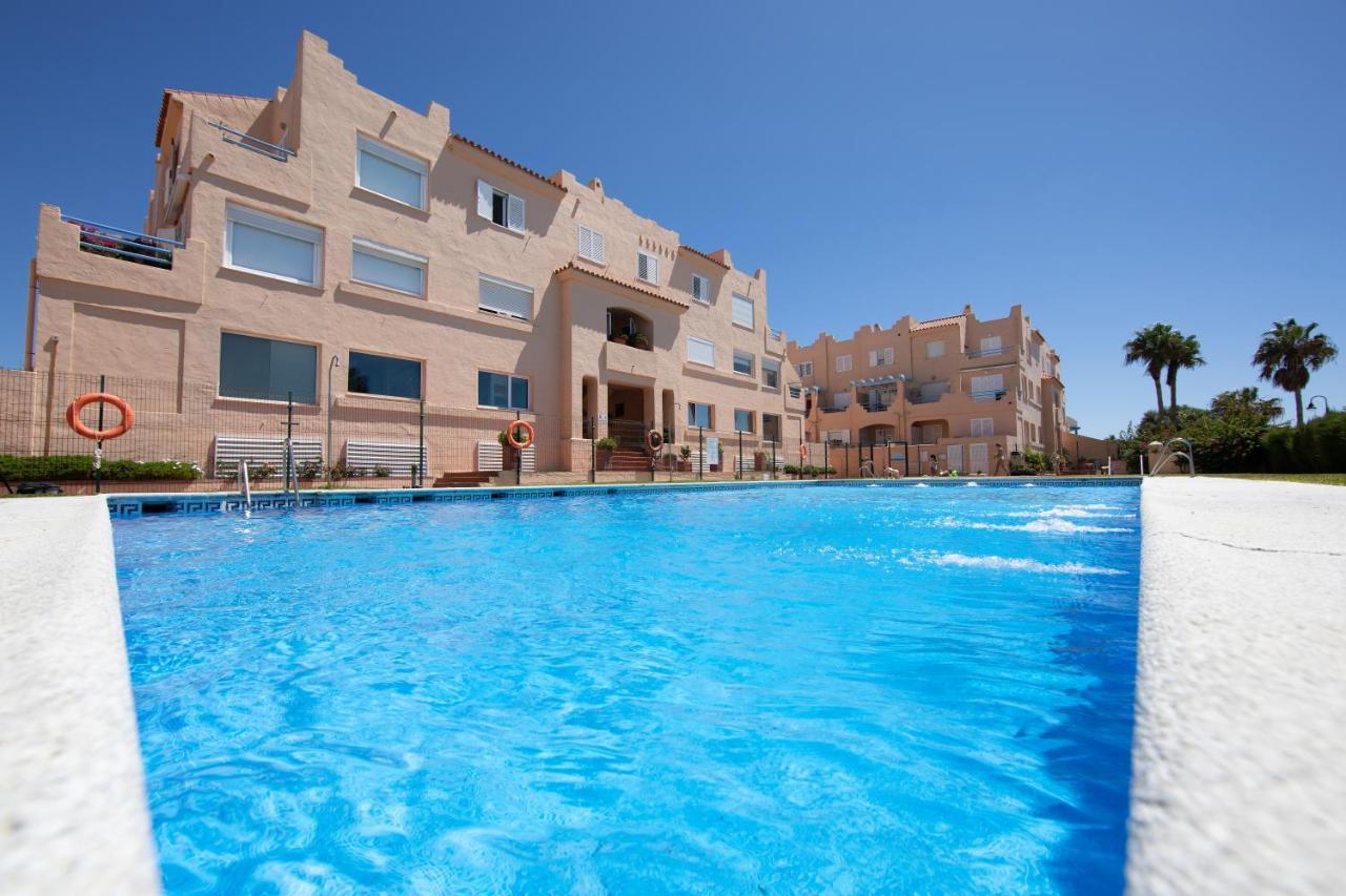 Beachfront, Pool, Terrace & Wifi Tarifa Extérieur photo